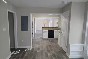 4055 Kelden Ct, Atlanta, GA 30349 - Photo 5