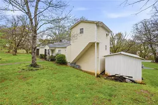 133 Palm St, Canton, GA 30115 - Photo 3