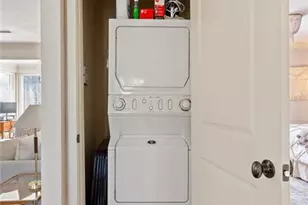 115 Peachtree Memorial Dr NW, Atlanta, GA 30309 - Photo 27