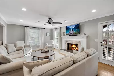 4142 Barberry Drive NE, Roswell, GA 30075 - Photo 9