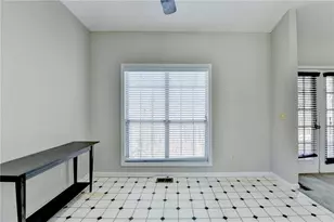 30 Karen Camile Dr, Lawrenceville, GA 30043 - Photo 19