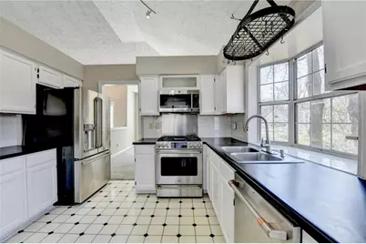 30 Karen Camile Drive, Lawrenceville, GA 30043 - Photo 17