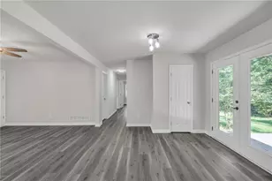 6740 Brookwood Cir, Jonesboro, GA 30236 - Photo 23