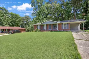 6740 Brookwood Cir, Jonesboro, GA 30236 - Photo 3