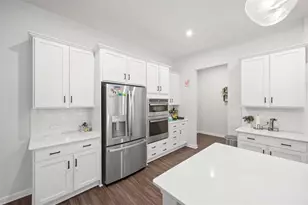 253 Birchwood Row, Holly Springs, GA 30115 - Photo 13