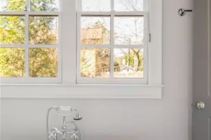 1850 Rock Springs Ln NE, Atlanta, GA 30324 - Photo 31