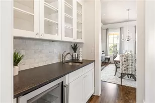 1850 Rock Springs Ln NE, Atlanta, GA 30324 - Photo 25