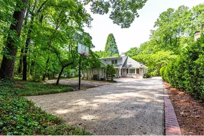 4765 Paran Valley NW, Atlanta, GA 30327 - Photo 3
