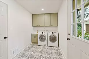 3549 Castlehill Ct, Tucker, GA 30084 - Photo 19