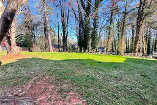 5297 Cardinal Ln NW, Lilburn, GA 30047 - Photo 31