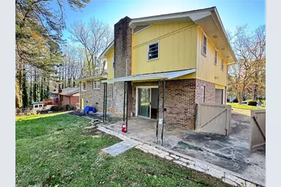 5297 Cardinal Lane NW, Lilburn, GA 30047 - Photo 9