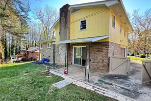 5297 Cardinal Ln NW, Lilburn, GA 30047 - Photo 9