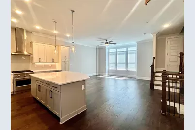 579 Broadview Place NE, Atlanta, GA 30324 - Photo 19