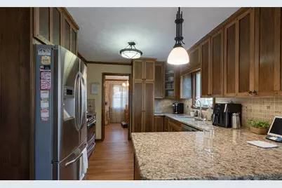 88 Geraldine Drive SE, Smyrna, GA 30082 - Photo 7