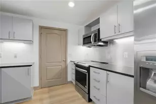 390 17th St NW, Atlanta, GA 30363 - Photo 11