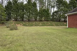 1345 Humphries Rd NW, Conyers, GA 30012 - Photo 33