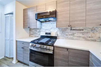 448 Prince Of Wales, Stone Mountain, GA 30083 - Photo 3