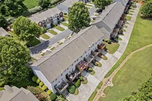 251 Derby Ct, Acworth, GA 30102 - Photo 5