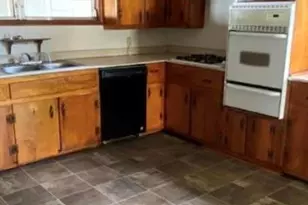 7 Post St, Grantville, GA 30220 - Photo 5