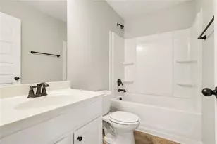 221 Traditions Dr, Loganville, GA 30052 - Photo 27