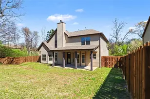 221 Traditions Dr, Loganville, GA 30052 - Photo 35