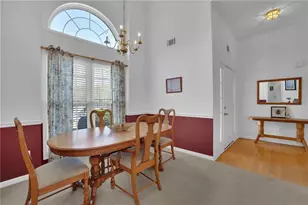 6185 Devonshire Dr, Flowery Branch, GA 30542 - Photo 17