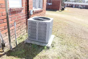 707 N Washington St, Sylvester, GA 31791 - Photo 15