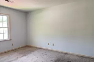 153 Holcomb Ferry Rd, Roswell, GA 30076 - Photo 13