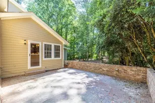 1942 Musket Ct, Smoke Rise, GA 30087 - Photo 23