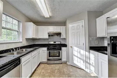 960 Melrose Park Place, Lawrenceville, GA 30044 - Photo 9