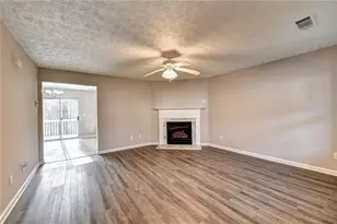 960 Melrose Park Pl, Lawrenceville, GA 30044 - Photo 5