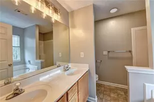 960 Melrose Park Pl, Lawrenceville, GA 30044 - Photo 25