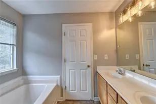 960 Melrose Park Pl, Lawrenceville, GA 30044 - Photo 27