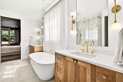 4855 Kitty Hawk Drive, Atlanta, GA 30342 - Photo 19