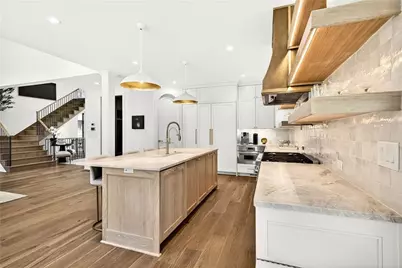 4855 Kitty Hawk Drive, Atlanta, GA 30342 - Photo 9