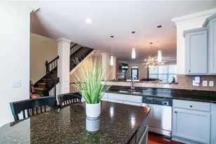 5727 Pine Oak Dr, Peachtree Corners, GA 30092 - Photo 9