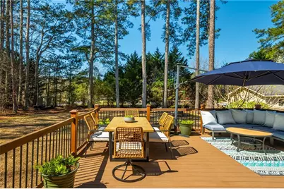 11190 Surrey Park Trail, Johns Creek, GA 30097 - Photo 17