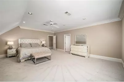 820 Heards Ferry Road, Atlanta, GA 30328 - Photo 47