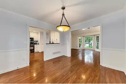 718 Players Court, Woodstock, GA 30189 - Photo 7