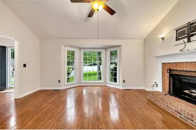 718 Players Court, Woodstock, GA 30189 - Photo 5