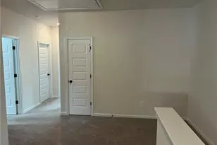 423 Perth St, Cartersville, GA 30121 - Photo 3