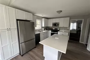 311 Mariner Cir, Woodstock, GA 30189 - Photo 7