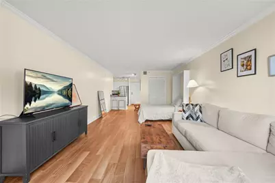 2870 Pharr Court South NW #608, Atlanta, GA 30305 - Photo 3