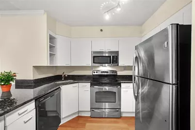 2870 Pharr Court South NW #608, Atlanta, GA 30305 - Photo 5