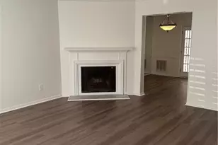 2907 Queen Anne Ct, Atlanta, GA 30350 - Photo 3