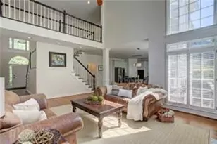 710 River Mist Dr, Suwanee, GA 30024 - Photo 3