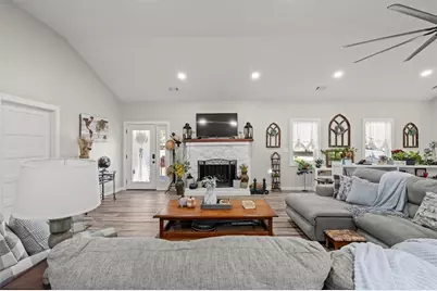 262 Bowdon Street, Tallapoosa, GA 30176 - Photo 11