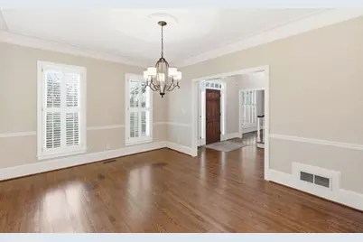 711 Chattahoochee Place, Gainesville, GA 30506 - Photo 9