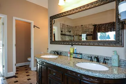 515 Hillcrest View Drive NE, Suwanee, GA 30024 - Photo 39