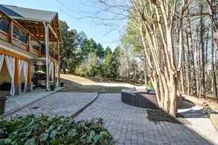 515 Hillcrest View Dr NE, Suwanee, GA 30024 - Photo 11